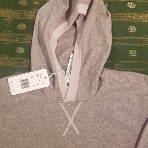 Falconieri Other - NWT Falconieri Cashmere hooded sweater